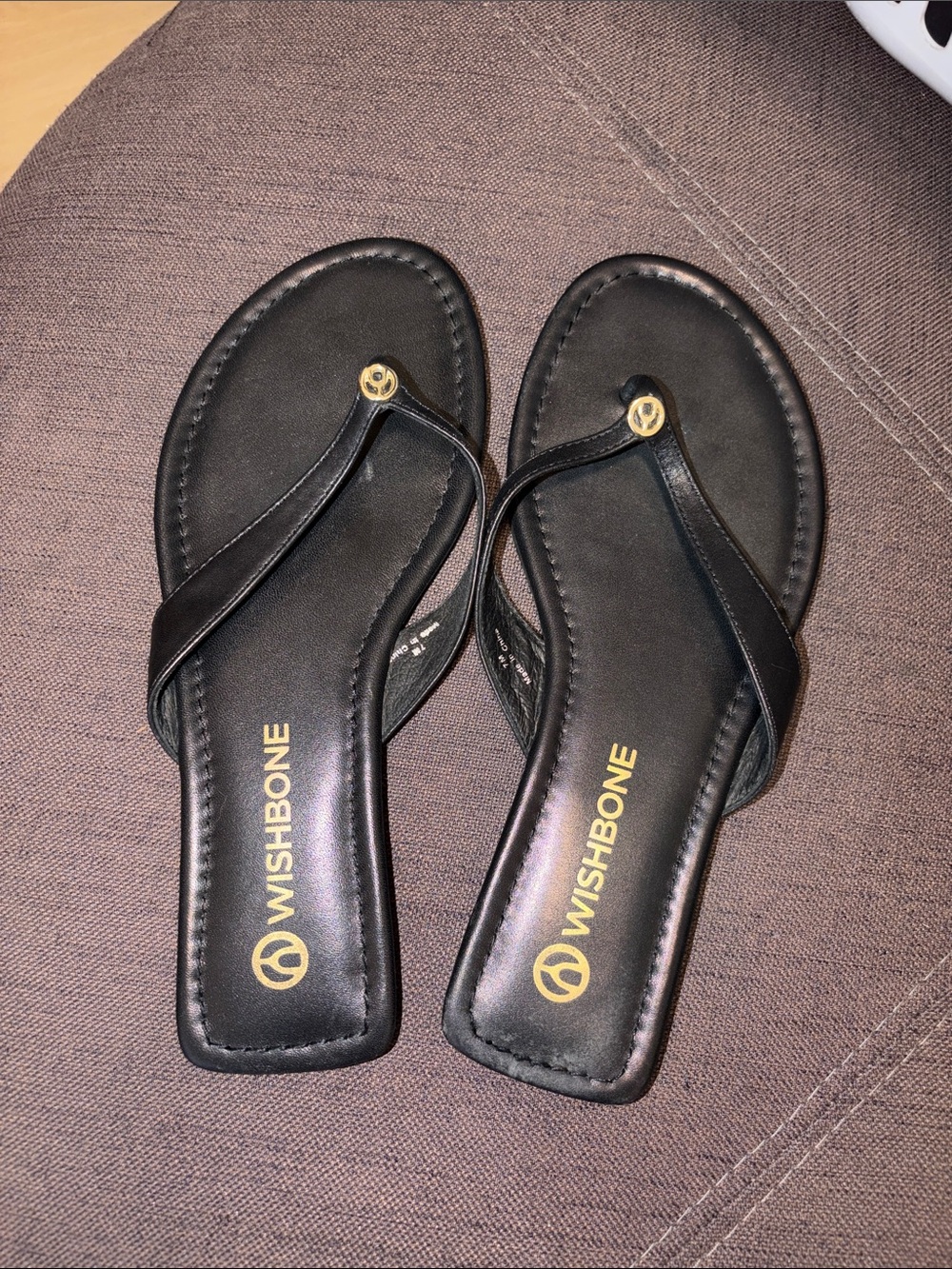 WISHBONE Black Leather Thong Sandals – Gold Accent Casual Flats